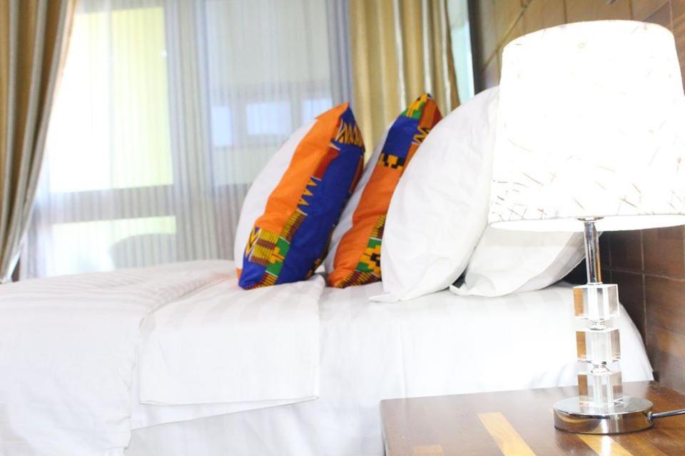 Triple Hill Hotel Weija Zewnętrze zdjęcie